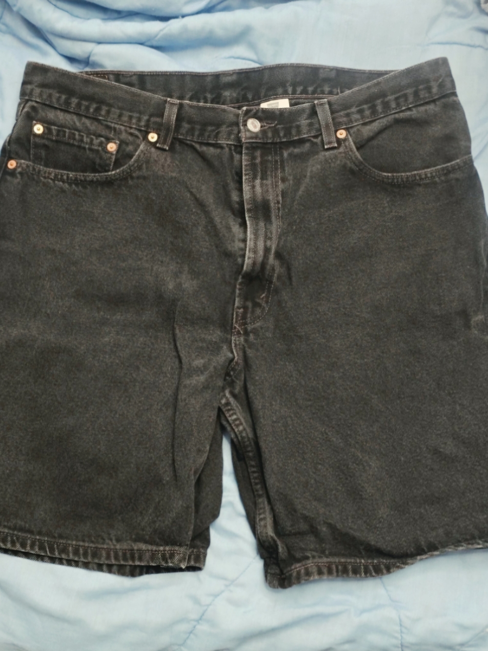 Levi's 550 Relaxed Fit Black Men's Denim Shorts - Classic Five-Pocket Sz 38